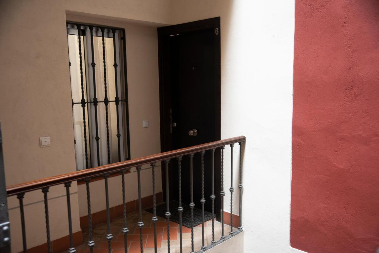 180 Home Apartamento En El Centro Buena Ubicacion Peral Sevilla Bagian luar foto