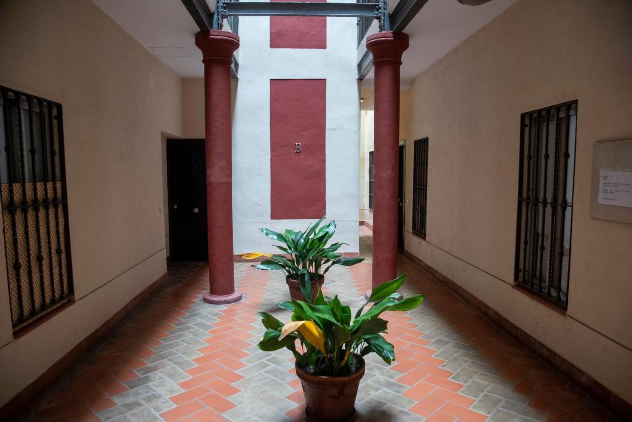180 Home Apartamento En El Centro Buena Ubicacion Peral Sevilla Bagian luar foto
